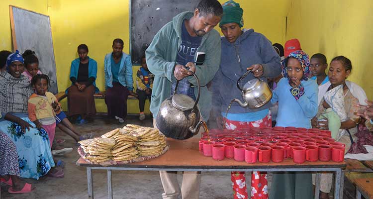 Berta Breakfast Program participants