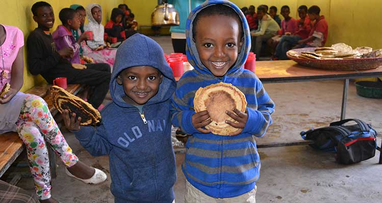 Berta Breakfast Program participants