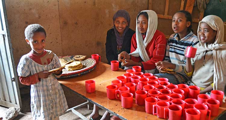 Berta Breakfast Program participants