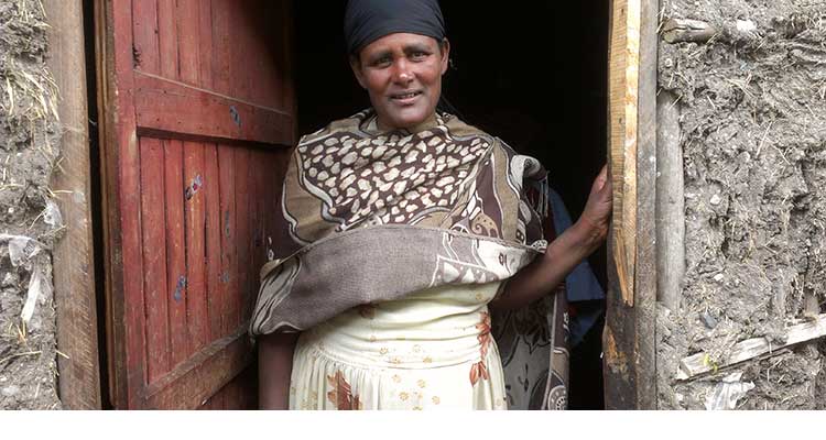 Family Sponsorship participants - Hope for Korah