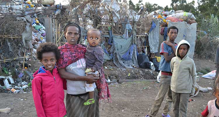 Family Sponsorship participants - Hope for Korah